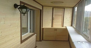 Отделка балкона под ключ Полевской, цена от 5698 руб.